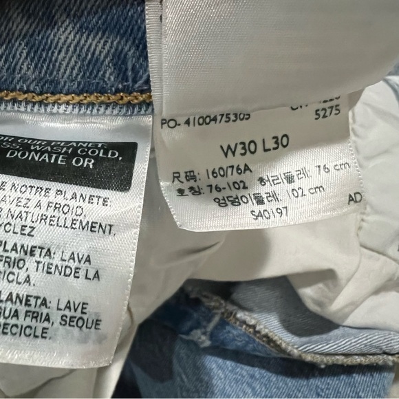 Levi 501 Women’s 30 Light Wash Skinny Filiforme Button Fly Denim Jeans Y - Picture 7 of 10